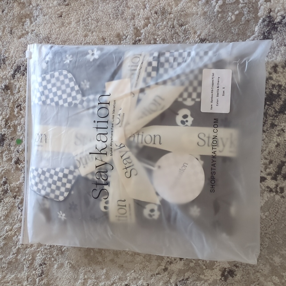 NWT Cropped Staykation Skelly Bamboo Rib PJ Set "Skelly & Cherry" - Picture 9 of 9